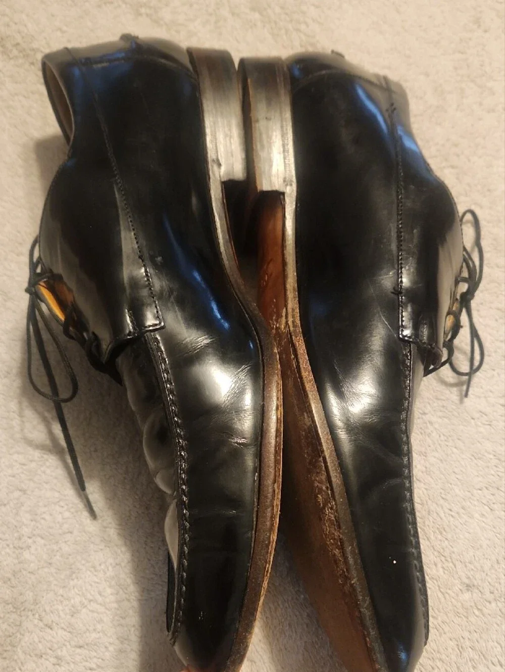 Gucci Black Leather Lace-Up Derbies with Stitched Apron - Picture 5 of 11